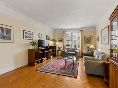 680 W 204th St APT 4F