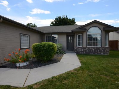 7589 Edgebrook Dr