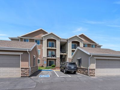 143 W Spring Hill Way N