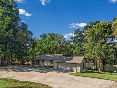 1465 Friar Rd