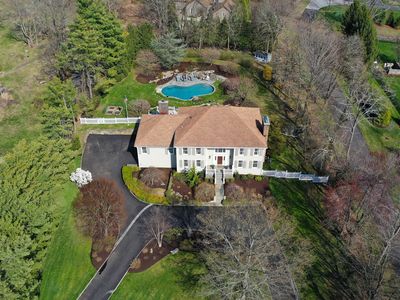 84 Nearwater Ln