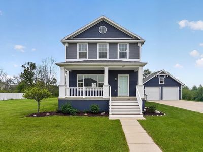 447 Oakwood Dr