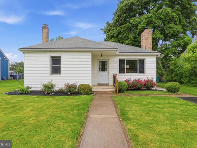 5208 Locust Ln
