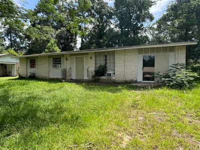 416 Lee Ave