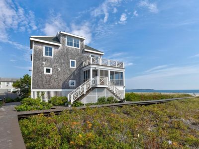 193 E Grand Avenue #10