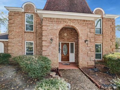 6723 Apple Valley Ln