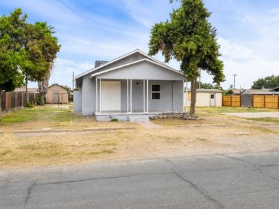 Property at 13857 6th St, Armona, CA