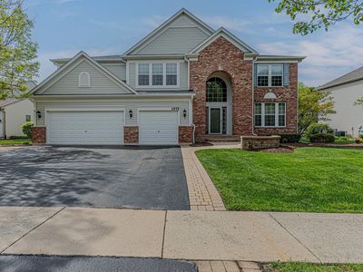 Property at 1575 McClellan Dr, Lindenhurst, IL