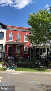1213 Orren St NE