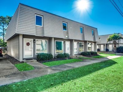 1621 Edge Dr. UNIT 3