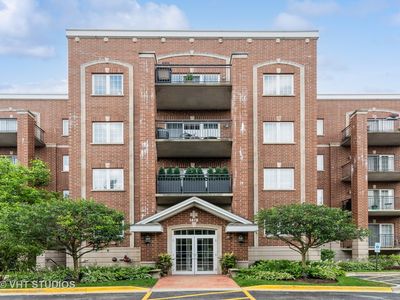 1479 N Milwaukee Ave APT 312