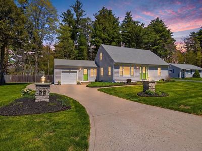 22 Rosedale Ave