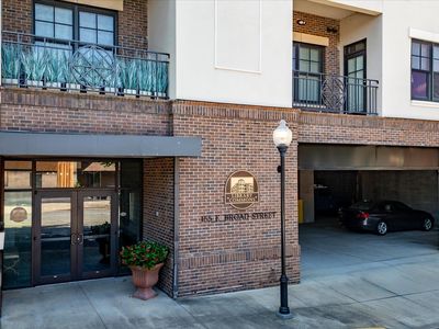 155 E Broad St APT 207