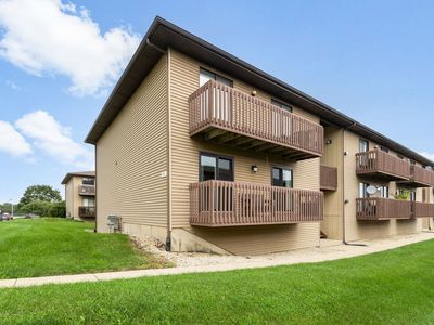 Property at 695 Dean Dr APT G, South Elgin, IL