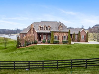 6516 Brandon Park Way