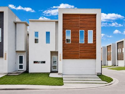 5519 Paraiso Pl