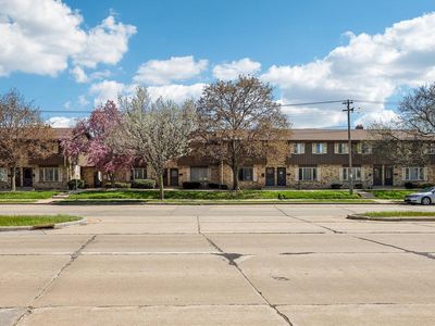 9907 W Beloit ROAD