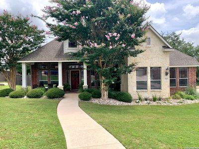 8935 Woodland Pass