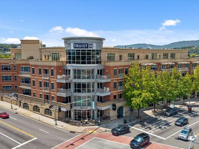 4 Cherokee Blvd #321