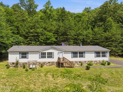 835 Mountain View Rd