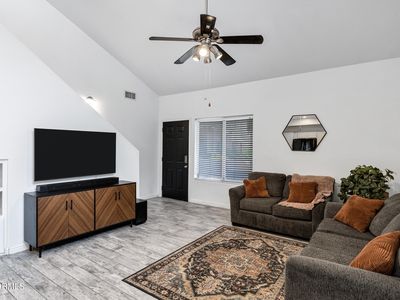 2201 N Comanche Dr UNIT 1093