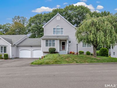 407 Canoe Brook #407