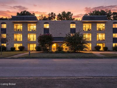 4825 Sherburn Ln Unit 109B