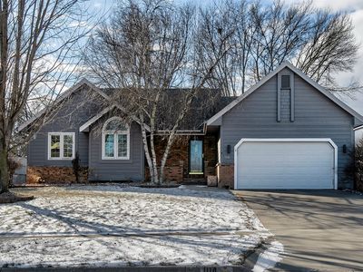 1114 NW Parkridge Dr