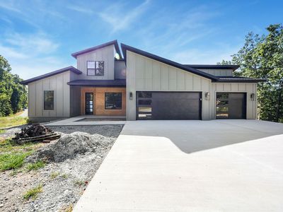 48 Bedford Ln