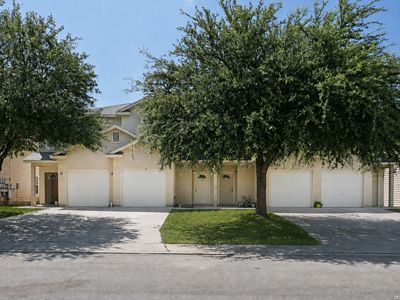 7810 Kingsbury Wood