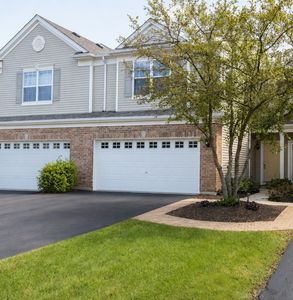Property at 2521 Evergreen Cir, McHenry, IL
