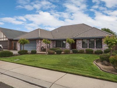 524 Nevins Dr