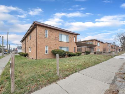 16701 Greenfield Rd