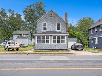 1850 S Burdick St