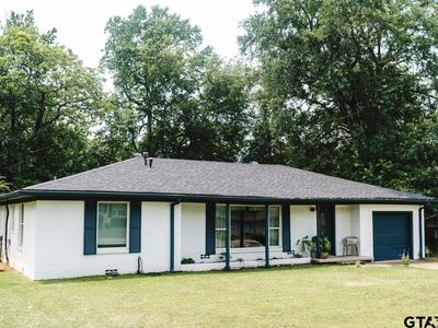 2411 Rodge Dr