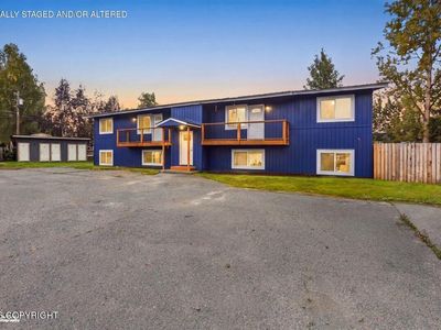 2330 Homestead Ct