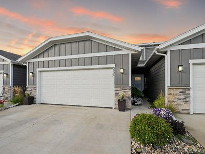 5904 S Whisper Creek Pl