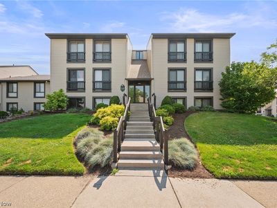 6300 Greenwood Pkwy APT 406
