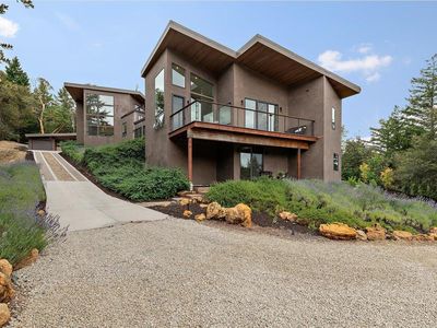 13755 Skyline Blvd