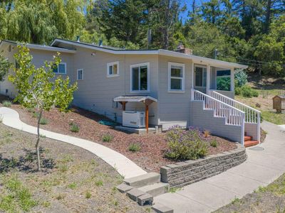 11 Recreation Dr