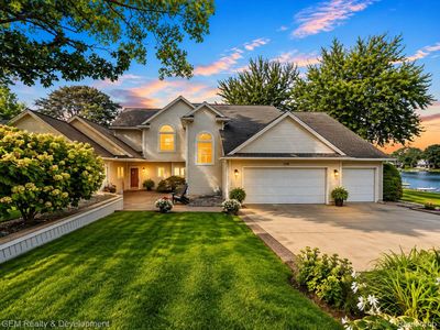146 Castlewood Dr