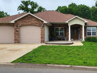 144 Ridgeview Dr
