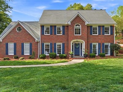 2116 Candlewood Ct NE