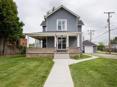 108 W 1st St