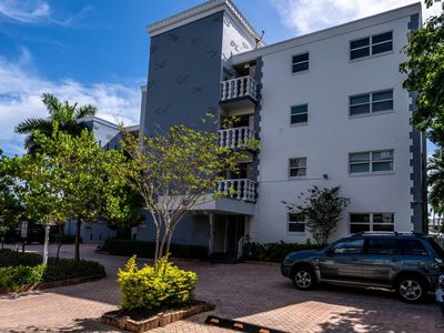 40 Isle Of Venice Drive #9