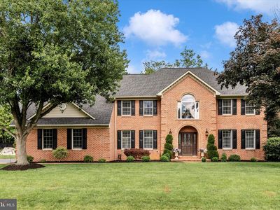 11203 Parkwood Dr