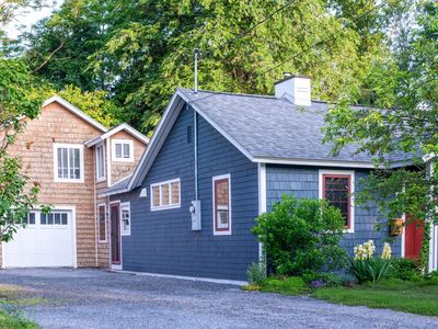 49 Hayden Parkway