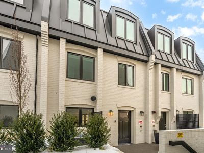 1202 Potomac St NW #T6