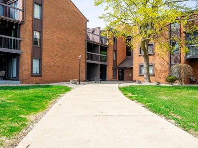 4215 North 100th STREET #302