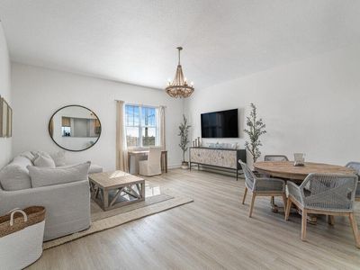 200 NE 2nd Avenue #401